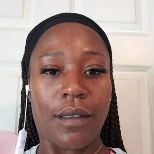 Meet your Posher, Latasha